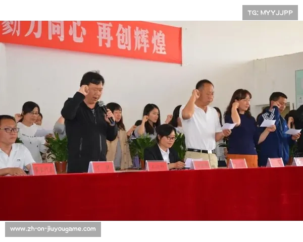 卡拉格解读哈兰德金球奖之路需三冠桂冠与卓越表现辅佐 卡拉格解读哈兰德金球奖之路需三冠桂冠与卓越表现辅佐